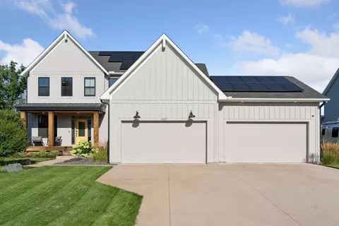 6457 Fox Rd, Lino Lakes, MN 55014