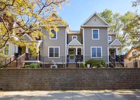 2407 16th Ave S, Minneapolis, MN 55404