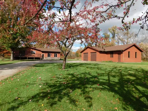 13636 42nd St SE, Clear Lake, MN 55319