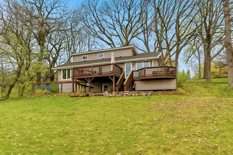 19434 Pirz Lake Rd, Paynesville, MN 56362