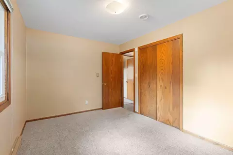 Bedroom - 20188 Ann River Dr, Mora, MN 55051 photo 3 of 6