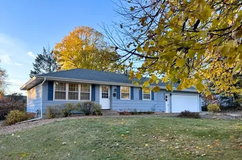 8256 Beard Rd, Bloomington, MN 55431