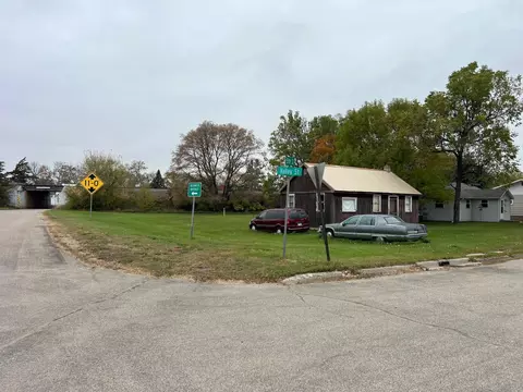 103 5th St, Hawley, MN 56549 photo 2