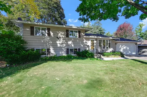 3801 Gettysburg Ave N, New Hope, MN 55427