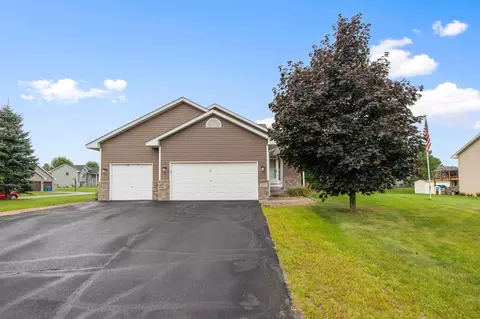 9729 42nd St NE, Saint Michael, MN 55376