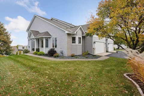 10806 Leaping Deer Ln, Eden Prairie, MN 55344