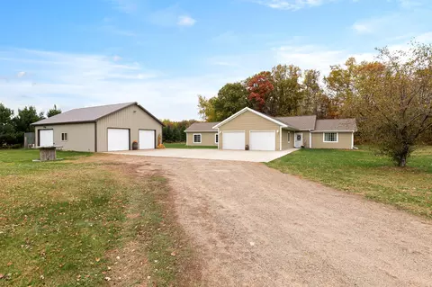 18164 Mill Rd, Brainerd, MN 56401