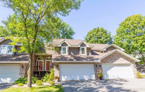 18498 Cherry Tree Ct, Minnetonka, MN 55345