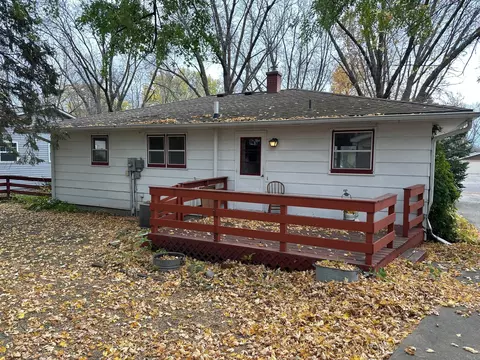 372 13th St SE, Willmar, MN 56201 photo 9