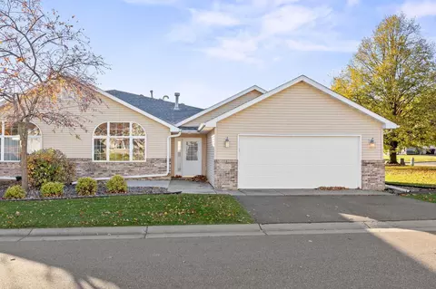 924 Golden Pond Ct, Buffalo, MN 55313