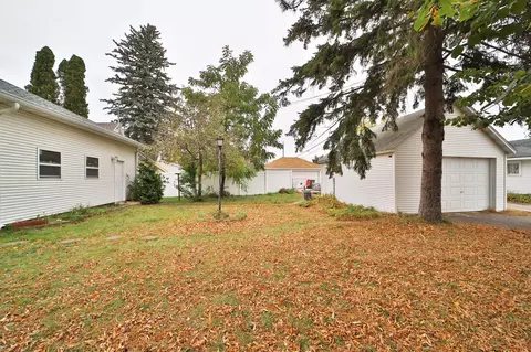 Exterior - 721 S 7th St, Brainerd, MN 56401 photo 9 of 11