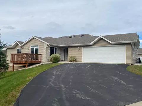 4290 Mallard Pl SE, Rochester, MN 55904