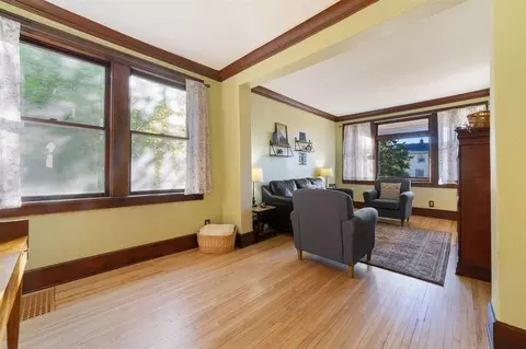 Living - 107 E Mankato St, Duluth, MN 55803 photo 2 of 3