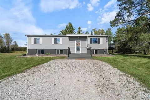 3943 Fairview Rd, Duluth, MN 55803