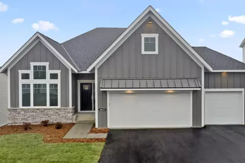 6633 Wolfberry Curv, Minnetrista, MN 55331