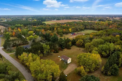 29056 Vale St NW, Isanti, MN 55040