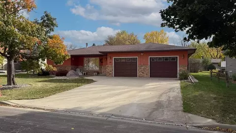 103 Donita Ave, Marshall, MN 56258