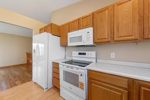 Kitchen - 1844 Patricks Bay, Faribault, MN 55021 photo 4 of 4
