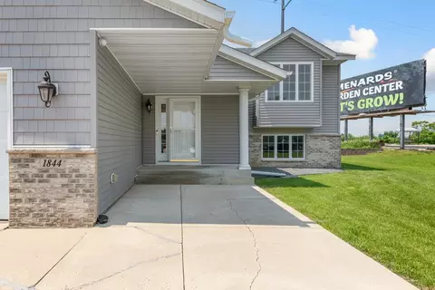 Exterior - 1844 Patricks Bay, Faribault, MN 55021 photo 4 of 8