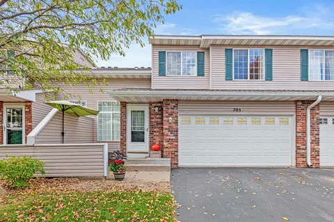 705 Evergreen Cir, Hudson, WI 54016