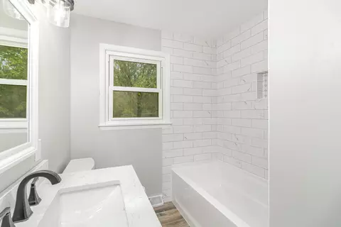 1448 Glynview Trl, Faribault, MN 55021 photo 12
