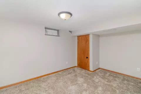 1448 Glynview Trl, Faribault, MN 55021 photo 14