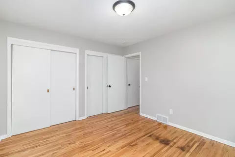 1448 Glynview Trl, Faribault, MN 55021 photo 9