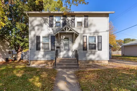 218 10th St NW, Faribault, MN 55021 photo 3