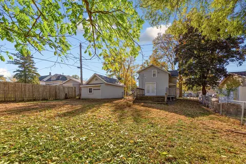 218 10th St NW, Faribault, MN 55021 photo 7