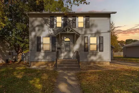 218 10th St NW, Faribault, MN 55021 photo 2