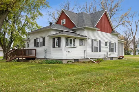 201 1st Ave E, Buffalo, ND 58011 photo 4