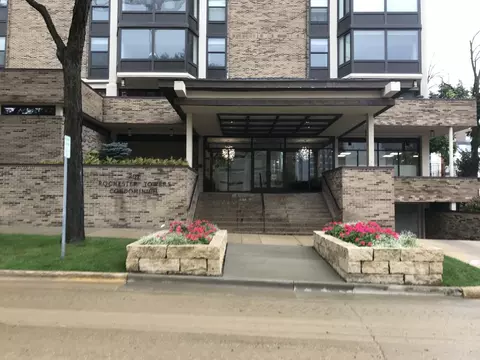 207 5th Ave SW #204, Rochester, MN 55902