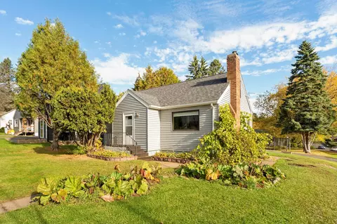 2402 Piedmont Ave, Duluth, MN 55811