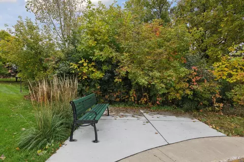 1700 Four Oaks Rd #226B, Eagan, MN 55121 photo 19