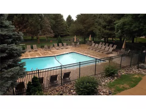 1700 Four Oaks Rd #226B, Eagan, MN 55121 photo 17