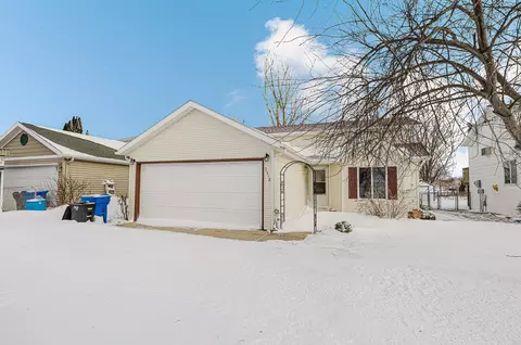 3518 31st St S, Fargo, ND 58104