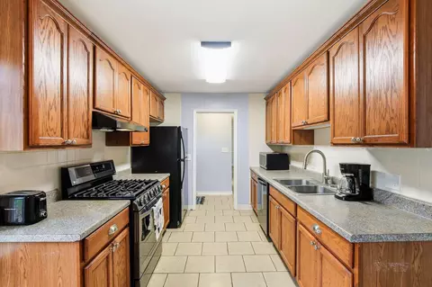 510 Maple Dr, Owatonna, MN 55060
