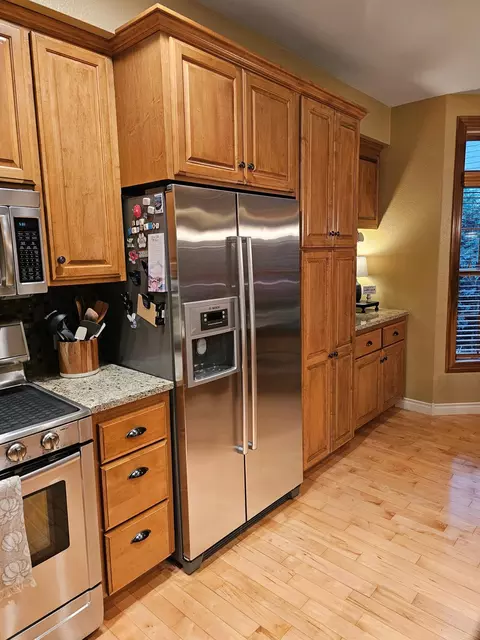 Kitchen - 524 19th St SE, Willmar, MN 56201 photo 3 of 5