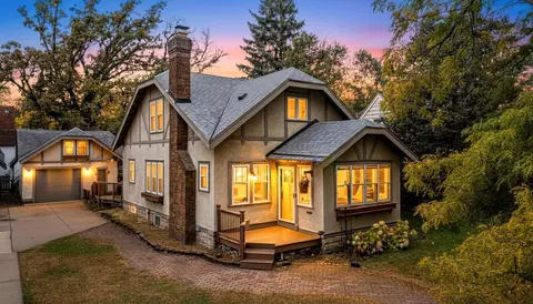 4082 Brookside Ave, Saint Louis Park, MN 55416