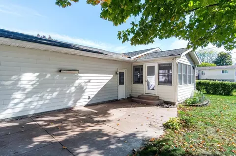 Other - 906 Redwood St E, La Crescent, MN 55947 photo 1 of 9