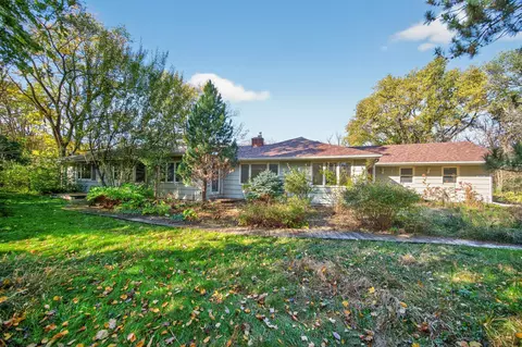 10371 Inver Grove Trl, Inver Grove Heights, MN 55077