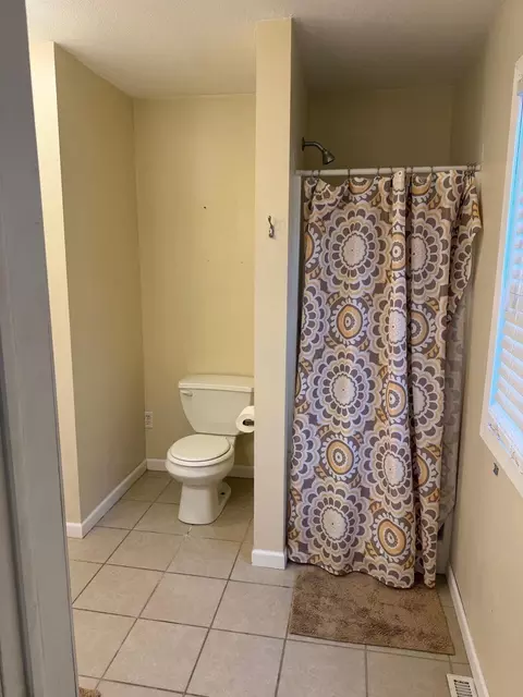 Bath - 1419 Mary St, Brainerd, MN 56401 photo 1 of 3