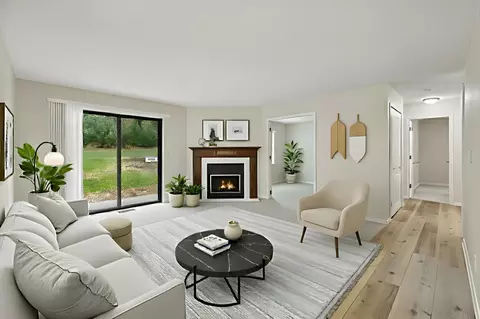 6877 Langford Dr, Edina, MN 55436