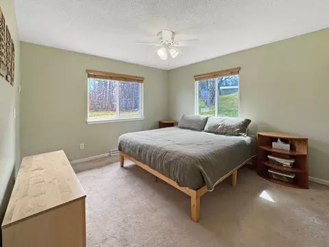 Bedroom - 2153 River Rd, Duluth, MN 55803 photo 4 of 7