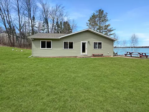 Exterior - 2153 River Rd, Duluth, MN 55803 photo 3 of 16