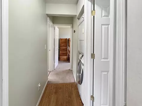 Entry Way - 2153 River Rd, Duluth, MN 55803 photo 2 of 3