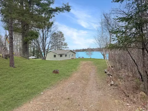 Exterior - 2153 River Rd, Duluth, MN 55803 photo 15 of 16