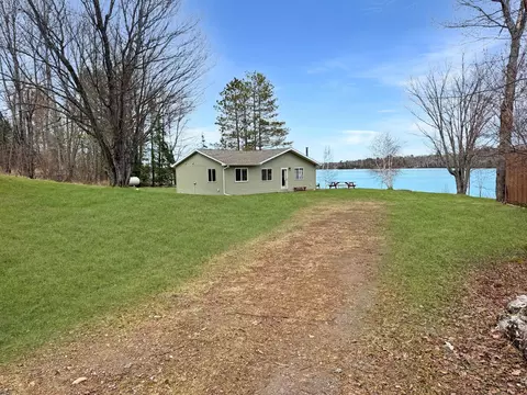 Exterior - 2153 River Rd, Duluth, MN 55803 photo 16 of 16
