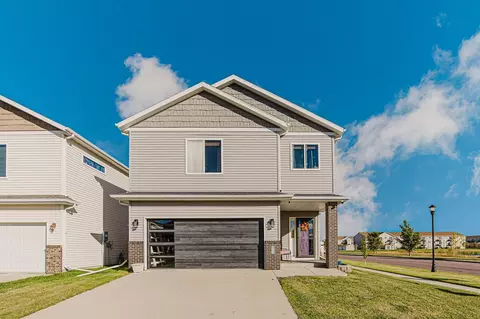 4703 35th Ave S, Fargo, ND 58104