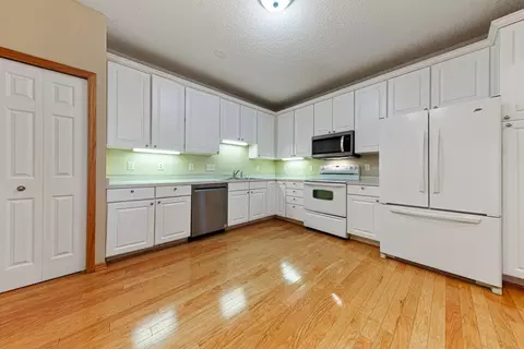 Kitchen - 2712 Village Dr, Faribault, MN 55021 photo 1 of 3